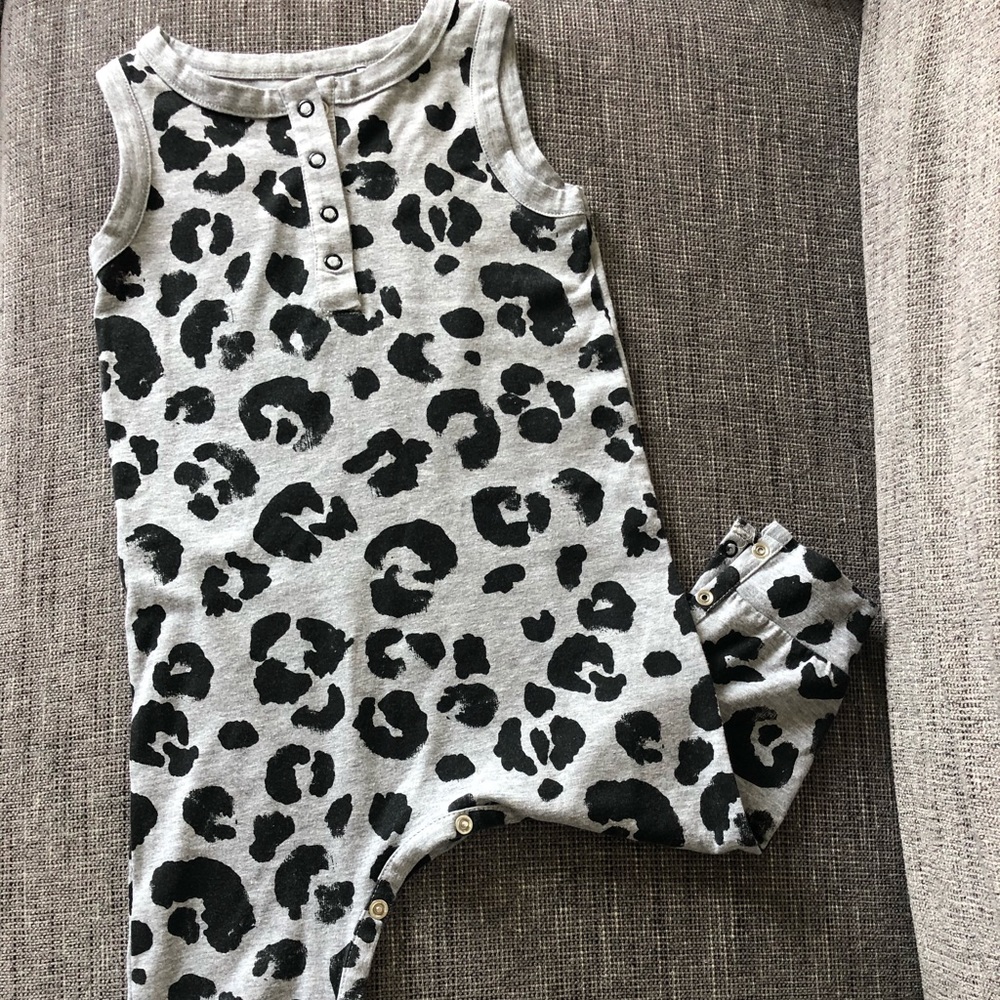 Baby Toddler outfits 3 total GREAT USED CONDITION